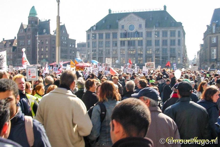 2003 Vredesdemonstratie 09 900x600 AJ wm